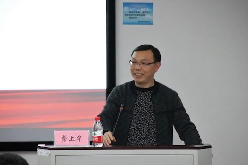 学校理论宣讲团、师大青博讲师团走进电子竞技博彩

