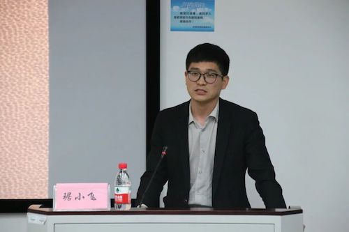 学校理论宣讲团、师大青博讲师团走进电子竞技博彩
2